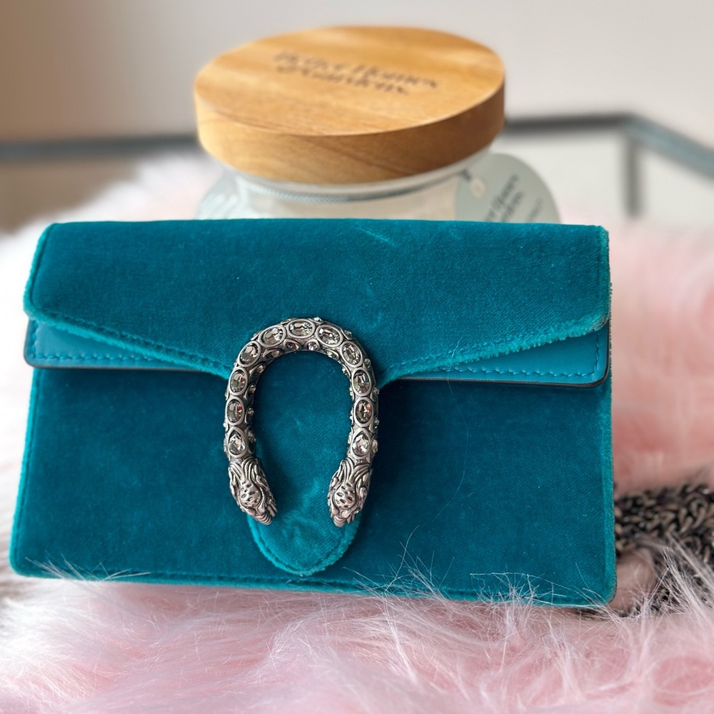 Gucci mini- used 98%. Authentic